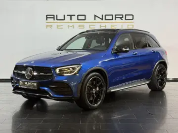 MERCEDES-BENZ GLC 300 AMG  4M Airmatic Pano HeadP 360  Leder
