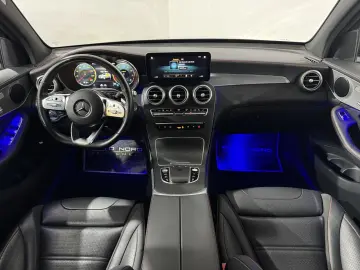 MERCEDES-BENZ GLC 300 AMG  4M Airmatic Pano HeadP 360  Leder