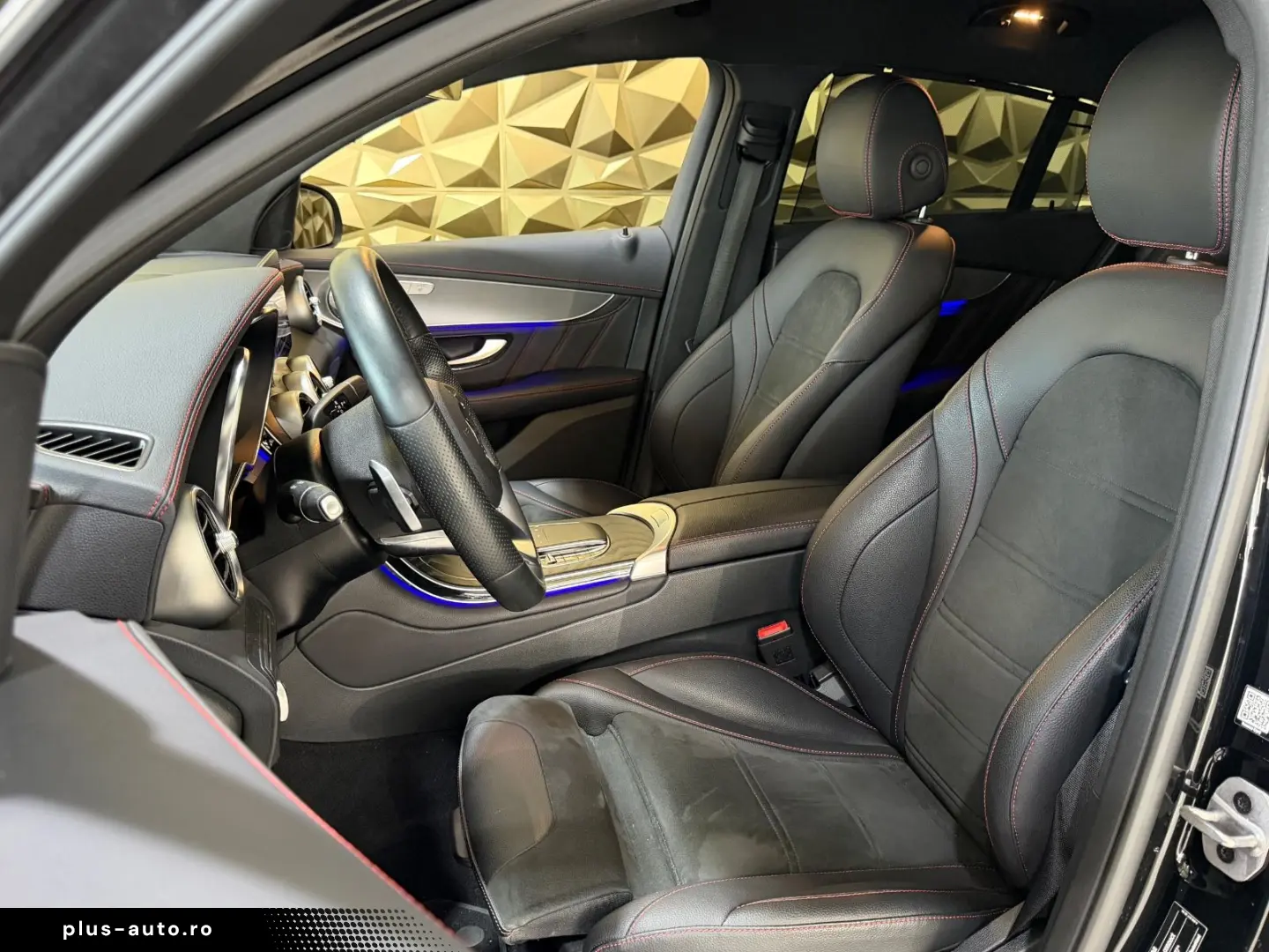 MERCEDES-BENZ GLC 200 Coupe 4Matic  AMG-LINE LED 1.HAND