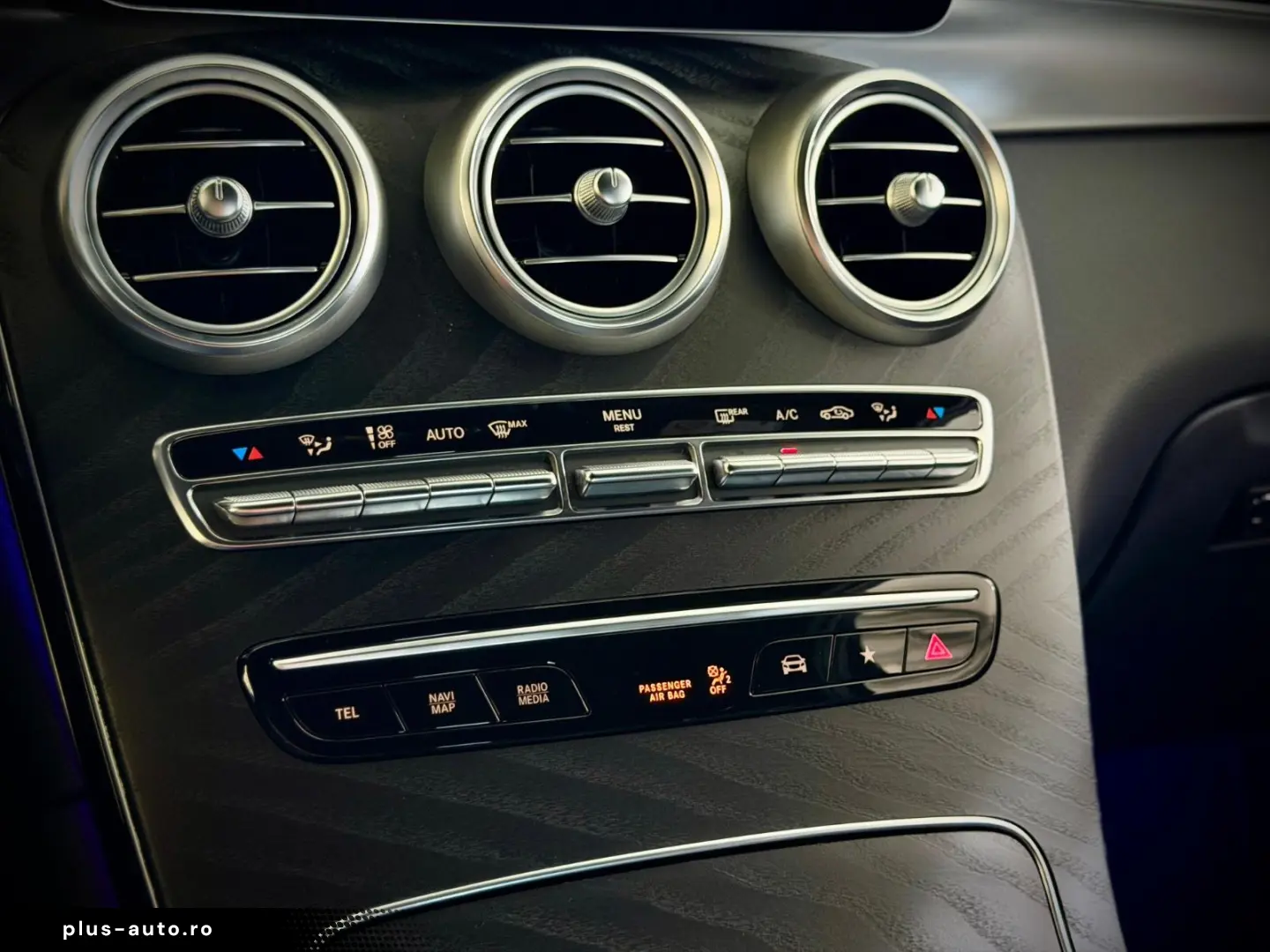 MERCEDES-BENZ GLC 200 Coupe 4Matic  AMG-LINE LED 1.HAND