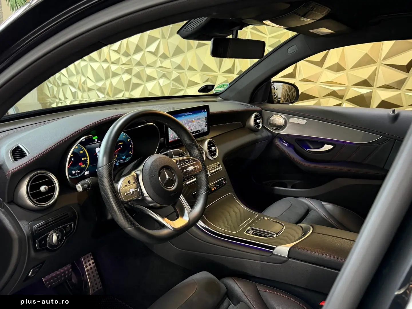 MERCEDES-BENZ GLC 200 Coupe 4Matic  AMG-LINE LED 1.HAND