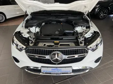 MERCEDES-BENZ GLC 220 d 4M Avantgarde 360  ACC Memor…
