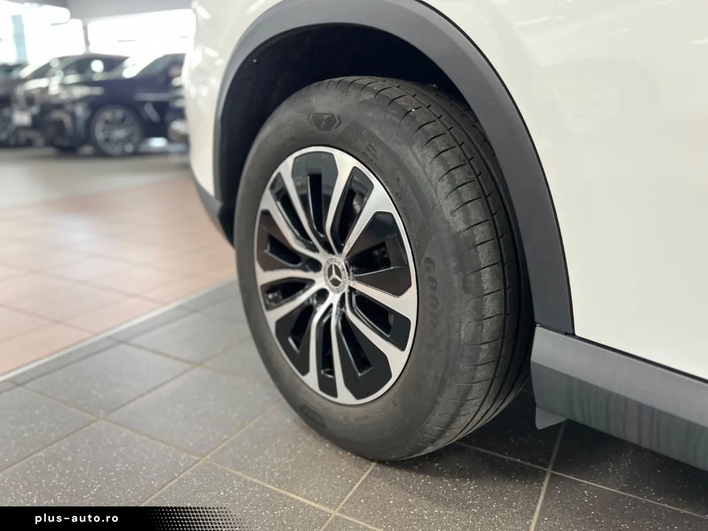 MERCEDES-BENZ GLC 220 d 4M Avantgarde 360  ACC Memor&hellip;