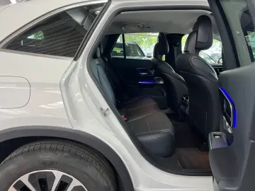 MERCEDES-BENZ GLC 220 d 4M Avantgarde 360  ACC Memor…