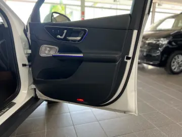 MERCEDES-BENZ GLC 220 d 4M Avantgarde 360  ACC Memor…