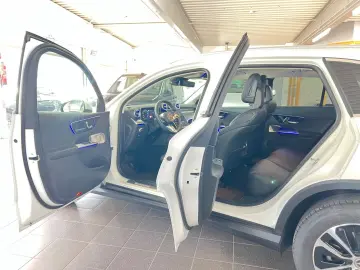 MERCEDES-BENZ GLC 220 d 4M Avantgarde 360  ACC Memor…