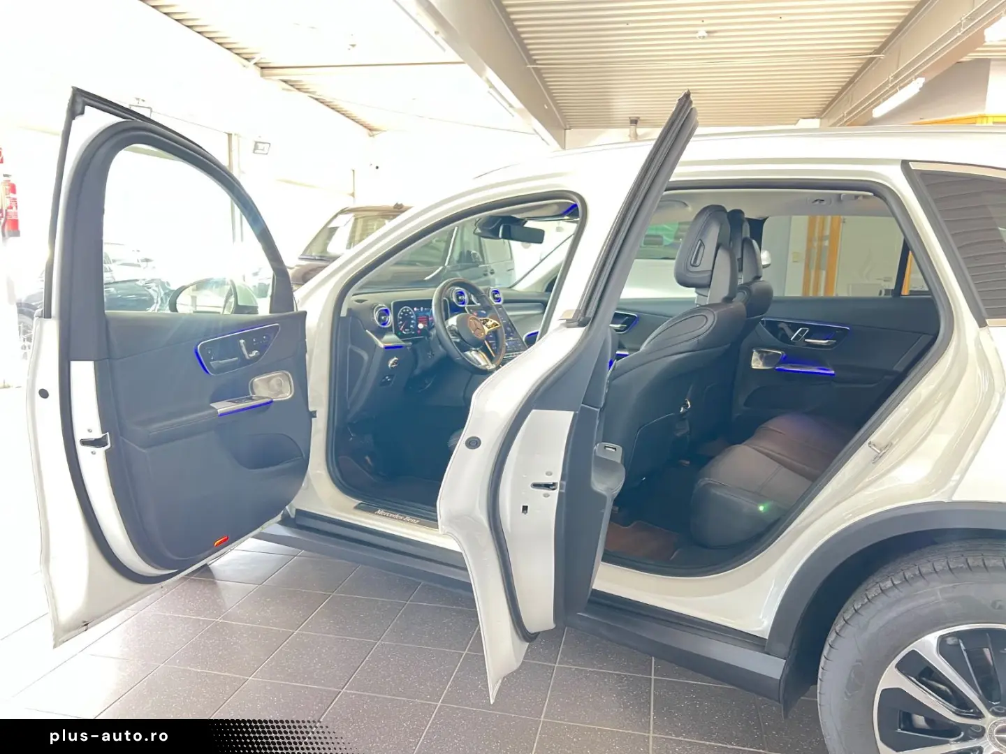 MERCEDES-BENZ GLC 220 d 4M Avantgarde 360  ACC Memor&hellip;