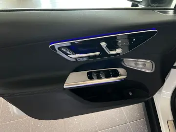 MERCEDES-BENZ GLC 220 d 4M Avantgarde 360  ACC Memor…