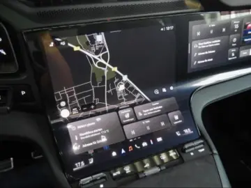 Porsche Cayenne Coupe Electric BOSE PRIVACY PARKASSIST