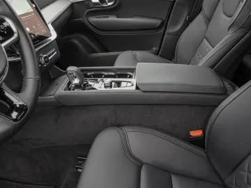 VOLVO XC90 B5 B AWD Core Bright 7S 360 H&K