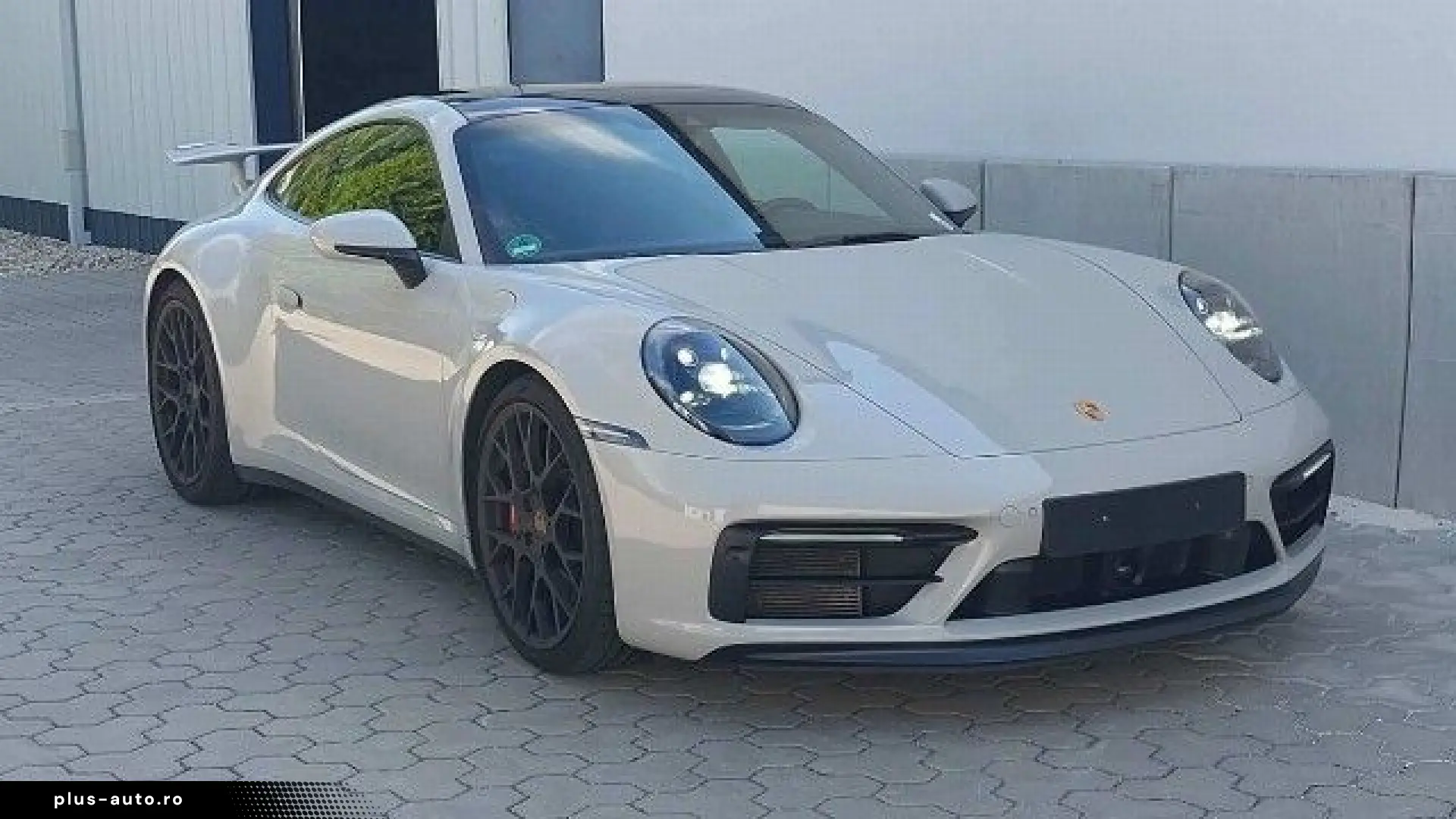 PORSCHE 992 Carrera 3.0 GTS 4 AERO-KIT   1. HAND   LIFT