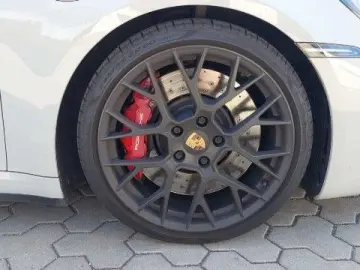 PORSCHE 992 Carrera 3.0 GTS 4 AERO-KIT   1. HAND   LIFT