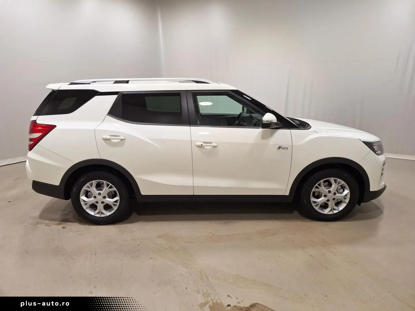 KGM Tivoli Grand 1.5 P 2WD AT Sapphire Pano Leder LE