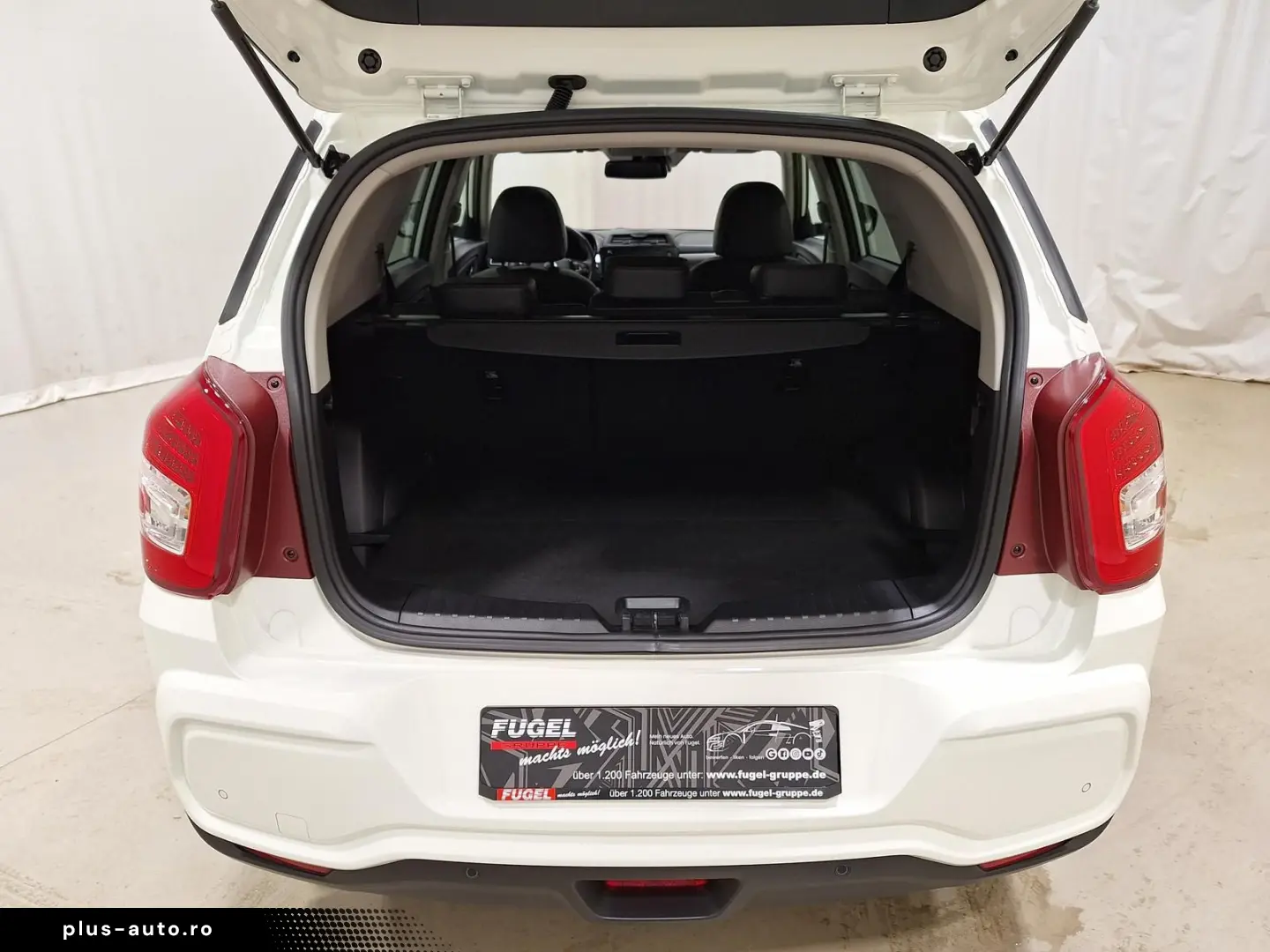 KGM Tivoli Grand 1.5 P 2WD AT Sapphire Pano Leder LE