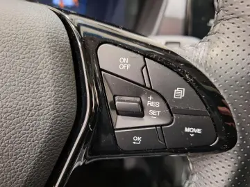 KGM Tivoli Grand 1.5 P 2WD AT Sapphire Pano Leder LE