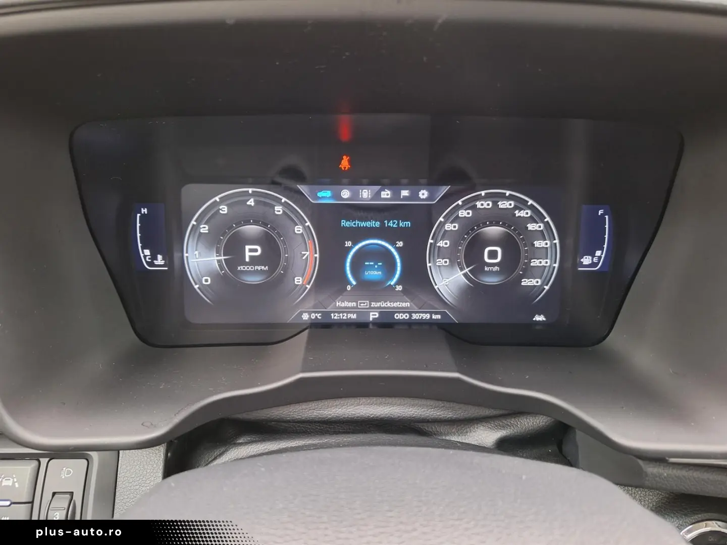 KGM Tivoli Grand 1.5 P 2WD AT Sapphire Pano Leder LE