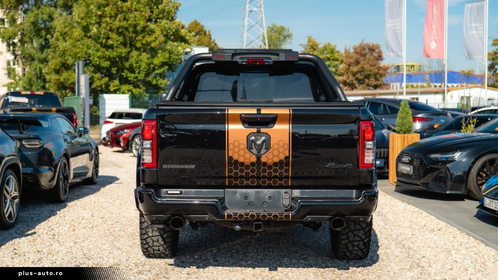 DODGE RAM 5.7 V8 HEMI 4x4 OFFROAD NIGHT-PACKET