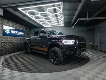 DODGE RAM 5.7 V8 HEMI 4x4 OFFROAD NIGHT-PACKET