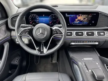 MERCEDES-BENZ GLS 450 d 4M MBeam Burm AIR Pano 360 Distr