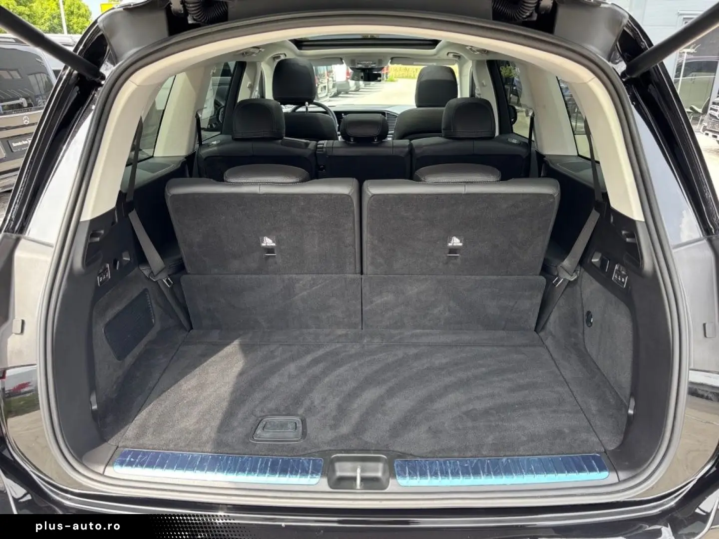 MERCEDES-BENZ GLS 450 d 4M MBeam Burm AIR Pano 360 Distr