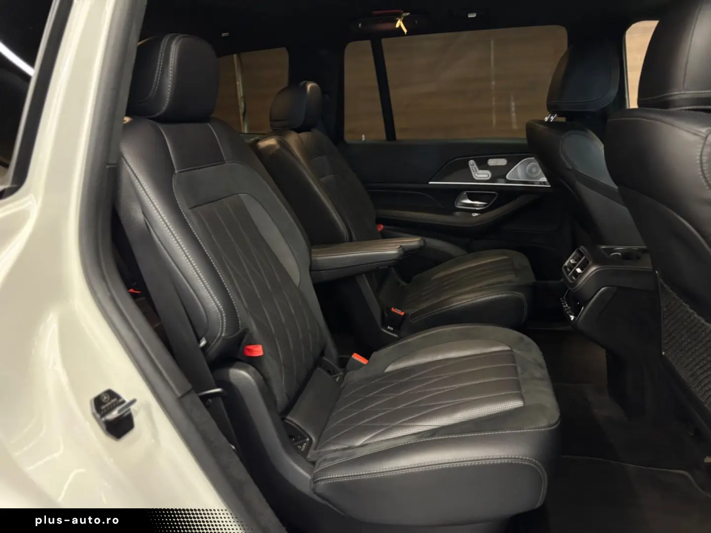 MERCEDES-BENZ GLS 63 4Matic  4.0 V8 Pano Burmester R23 6Sitz