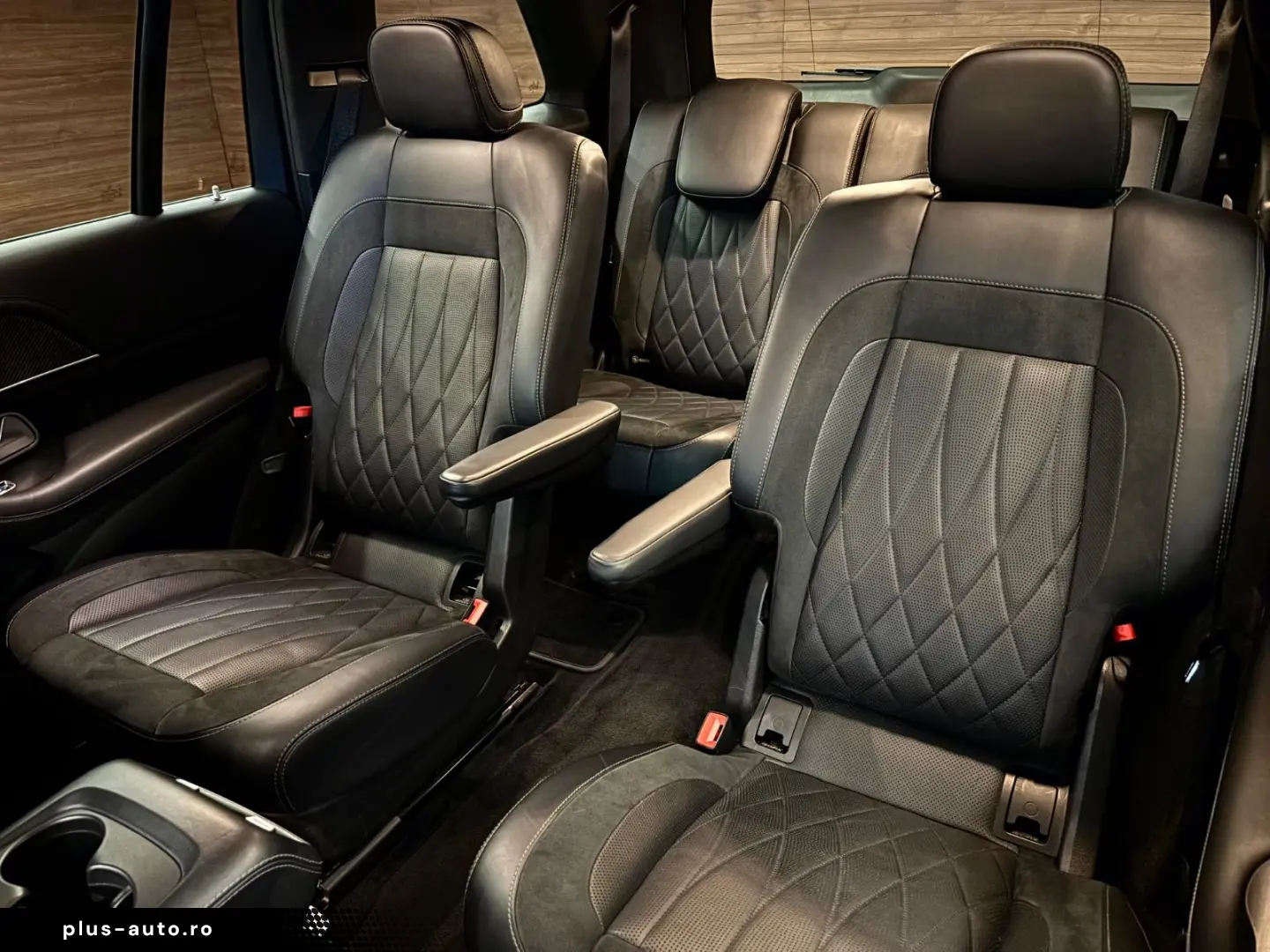 MERCEDES-BENZ GLS 63 4Matic  4.0 V8 Pano Burmester R23 6Sitz