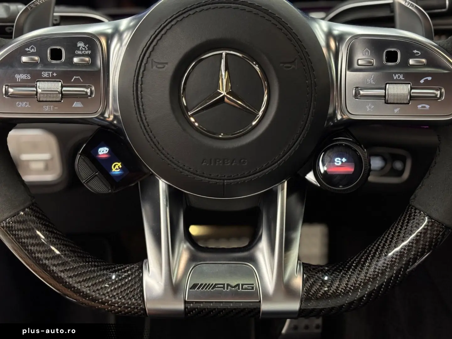 MERCEDES-BENZ GLS 63 4Matic  4.0 V8 Pano Burmester R23 6Sitz
