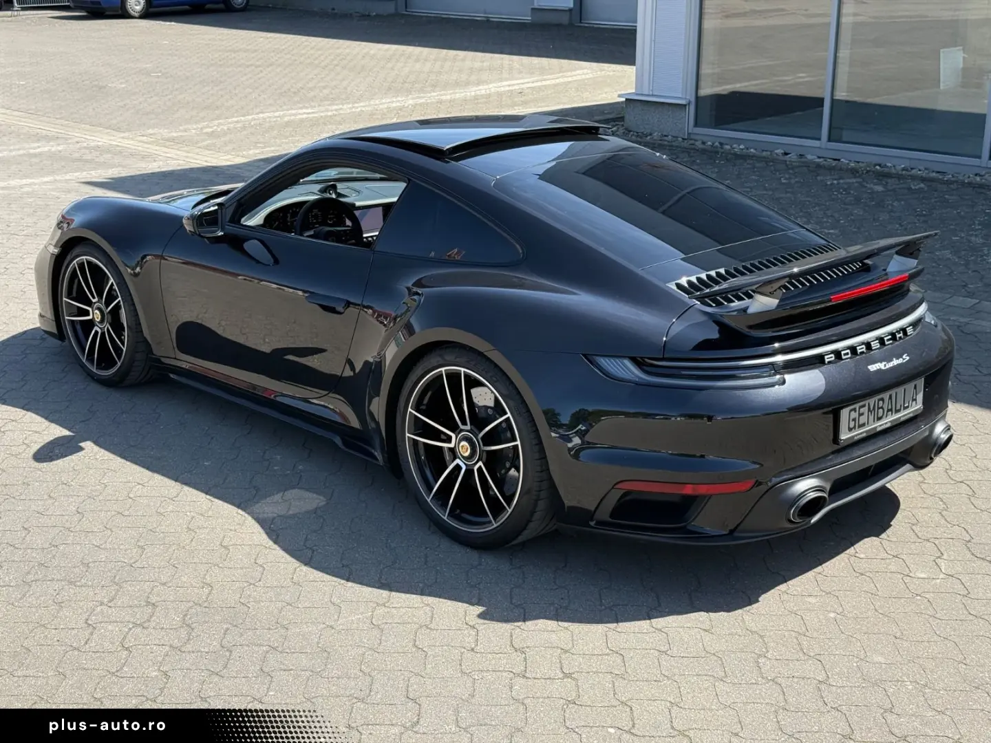 PORSCHE 911 2023 — imagine 3