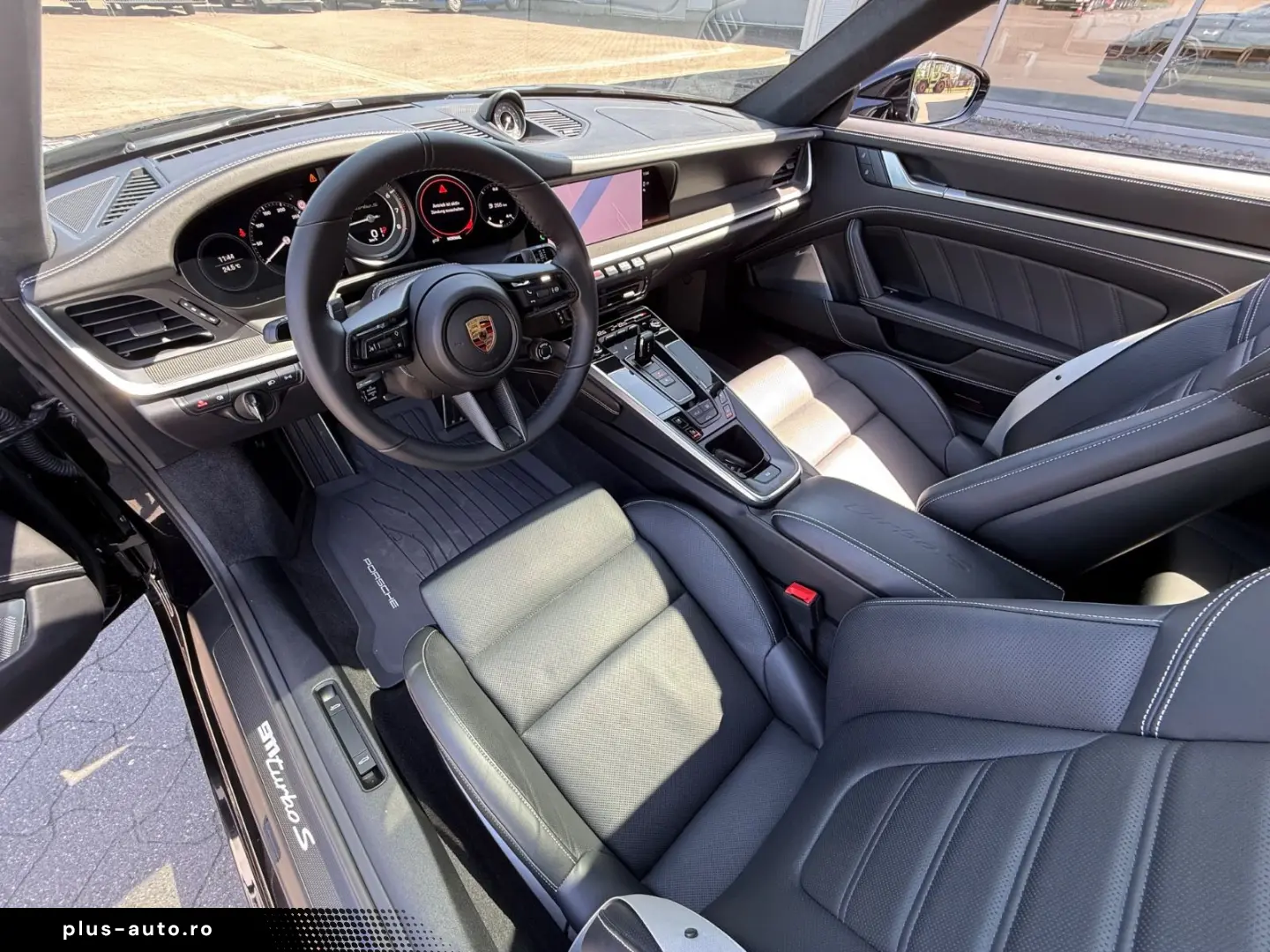 PORSCHE 911 2023 — imagine 12