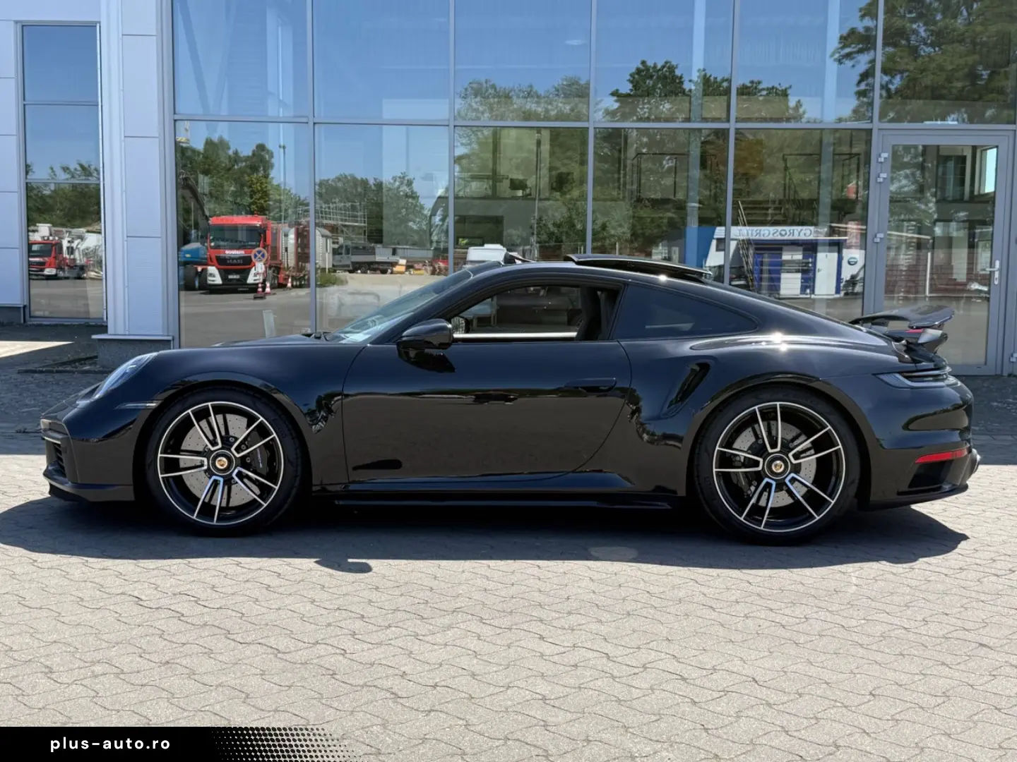 PORSCHE 911 2023 — imagine 17