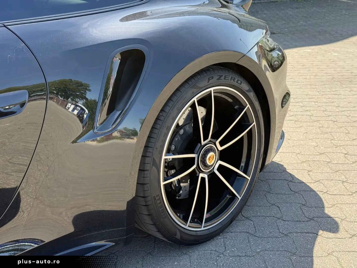 PORSCHE 911 2023 — imagine 24