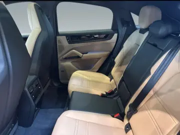 Porsche Cayenne Coupe Black Edition Heater BOSE