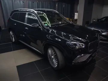 MERCEDES-BENZ GLS 600 Maybach HighClassFond AHK HU PANO 360