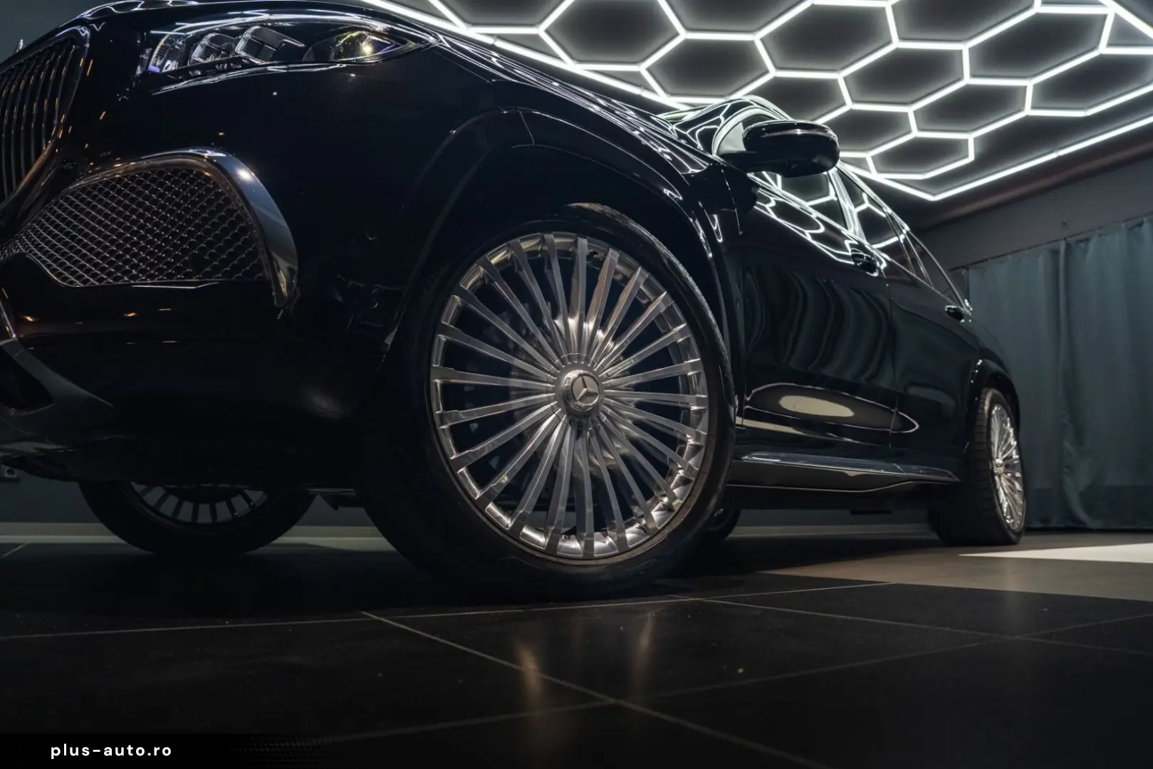 MERCEDES-BENZ GLS 600 Maybach HighClassFond AHK HU PANO 360