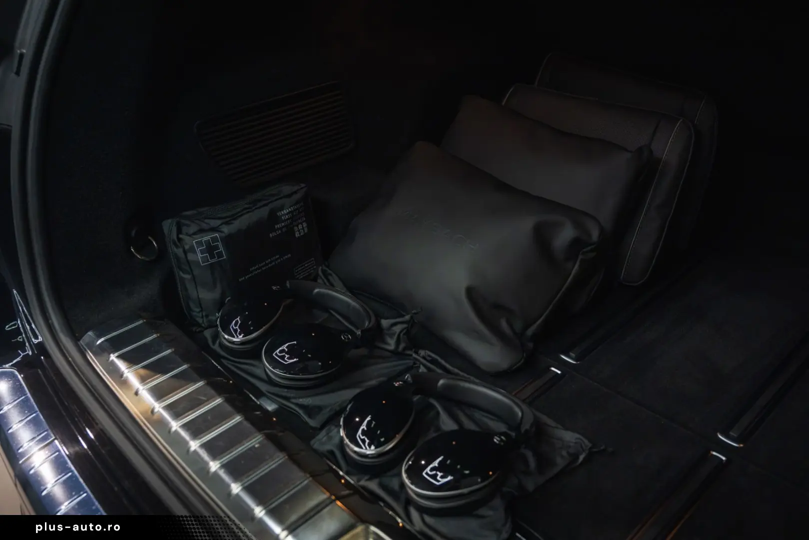 MERCEDES-BENZ GLS 600 Maybach HighClassFond AHK HU PANO 360