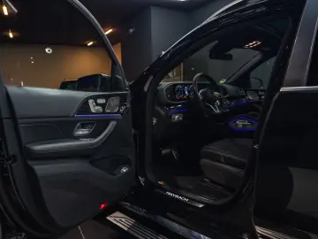 MERCEDES-BENZ GLS 600 Maybach HighClassFond AHK HU PANO 360