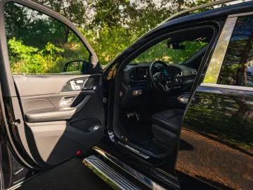 MERCEDES-BENZ GLS 600 Maybach HighClassFond AHK HU PANO 360