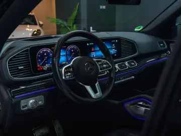 MERCEDES-BENZ GLS 600 Maybach HighClassFond AHK HU PANO 360