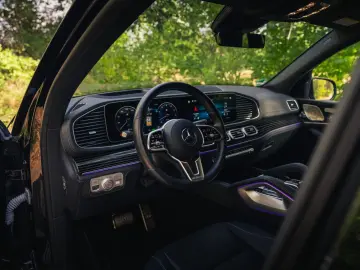 MERCEDES-BENZ GLS 600 Maybach HighClassFond AHK HU PANO 360