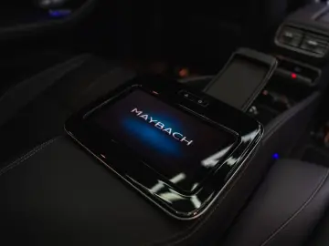 MERCEDES-BENZ GLS 600 Maybach HighClassFond AHK HU PANO 360