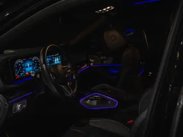MERCEDES-BENZ GLS 600 Maybach HighClassFond AHK HU PANO 360