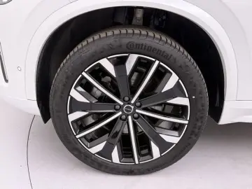 VOLVO XC90 B5 PlusBright AWD Massage Ventil AirSusp 360