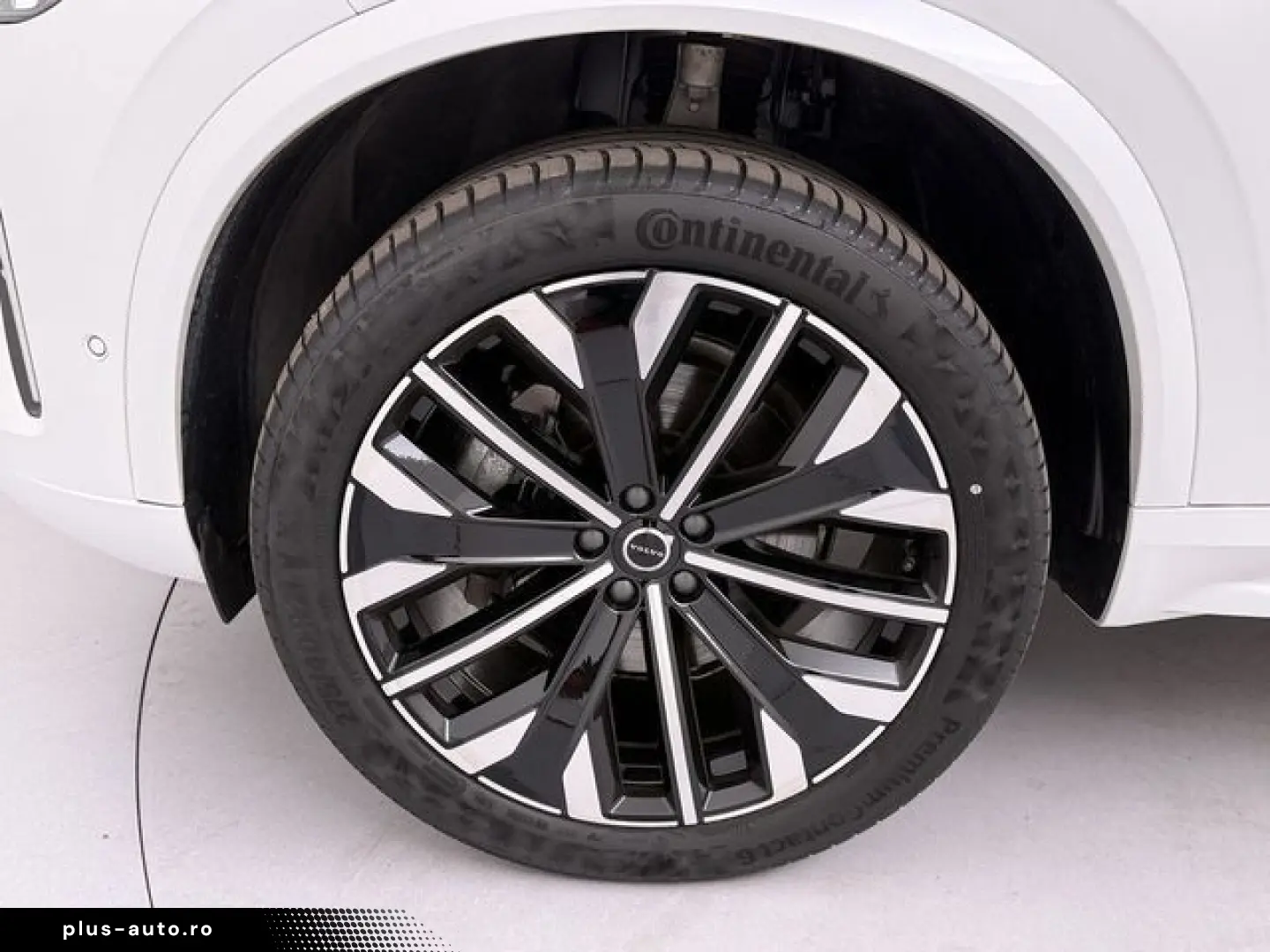 VOLVO XC90 B5 PlusBright AWD Massage Ventil AirSusp 360