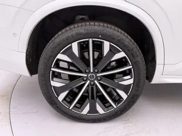 VOLVO XC90 B5 PlusBright AWD Massage Ventil AirSusp 360