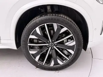 VOLVO XC90 B5 PlusBright AWD Massage Ventil AirSusp 360
