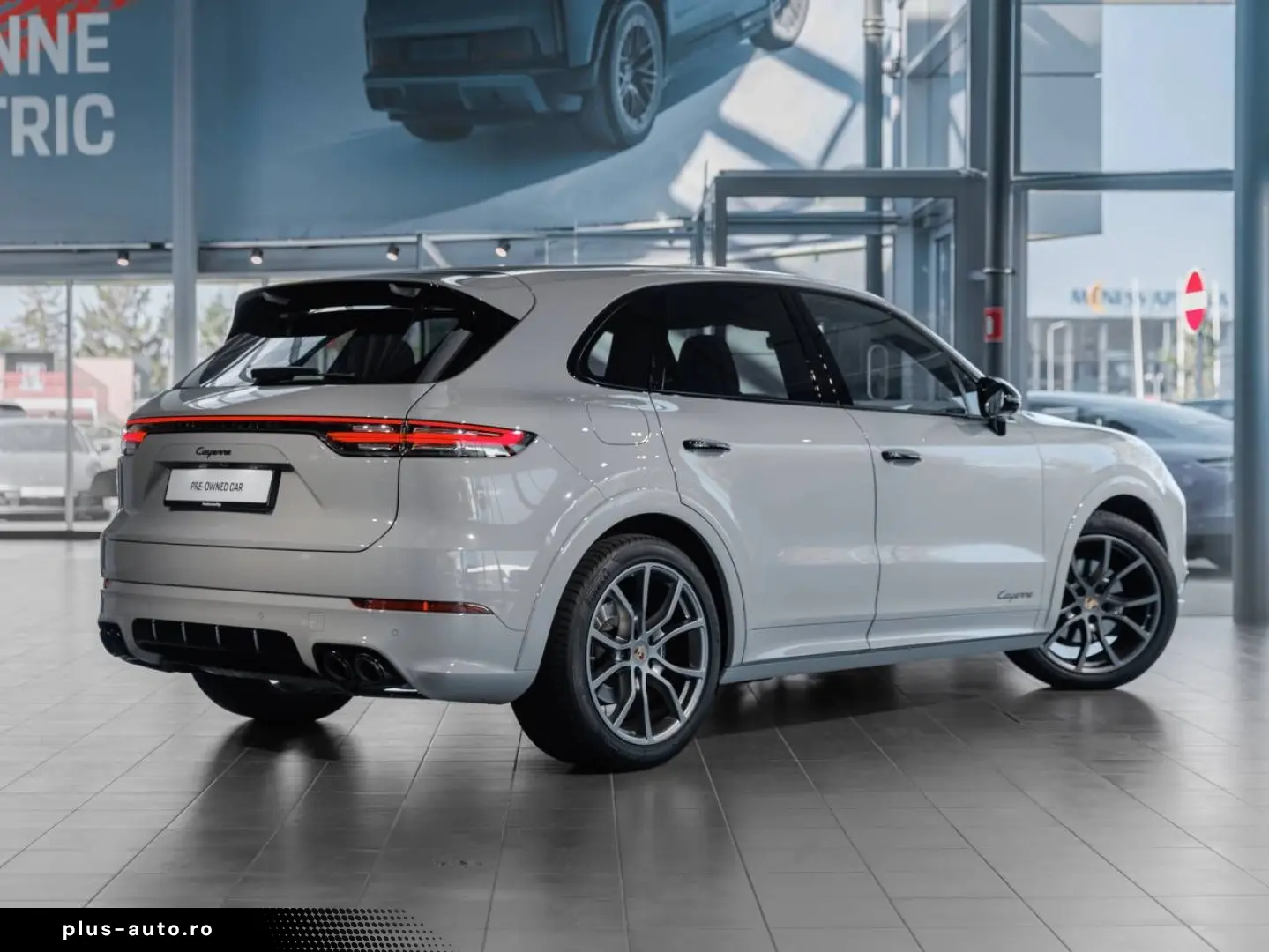 PORSCHE Porsche Cayenne (MY22) 250kW   340hp