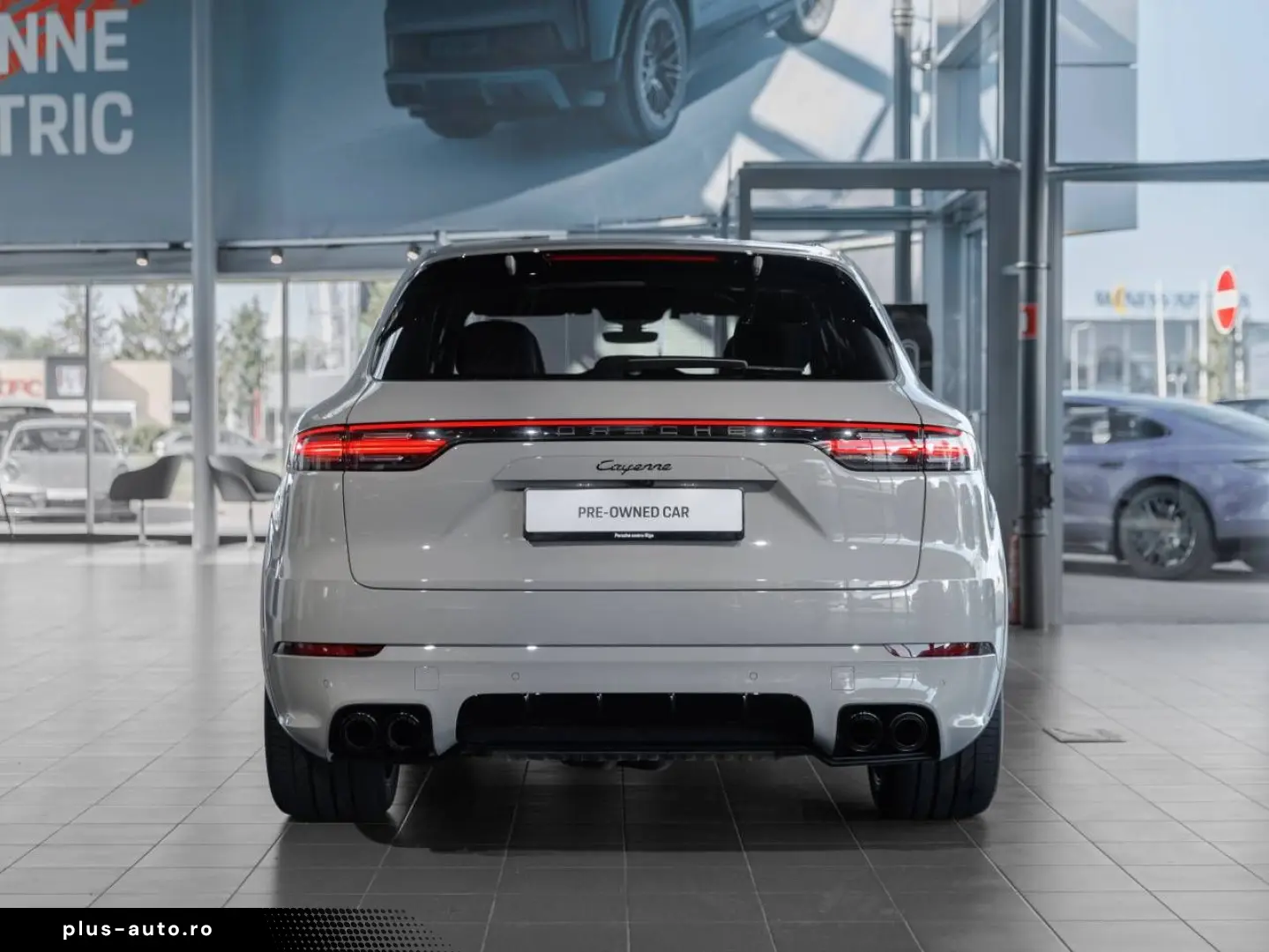 PORSCHE Porsche Cayenne (MY22) 250kW   340hp