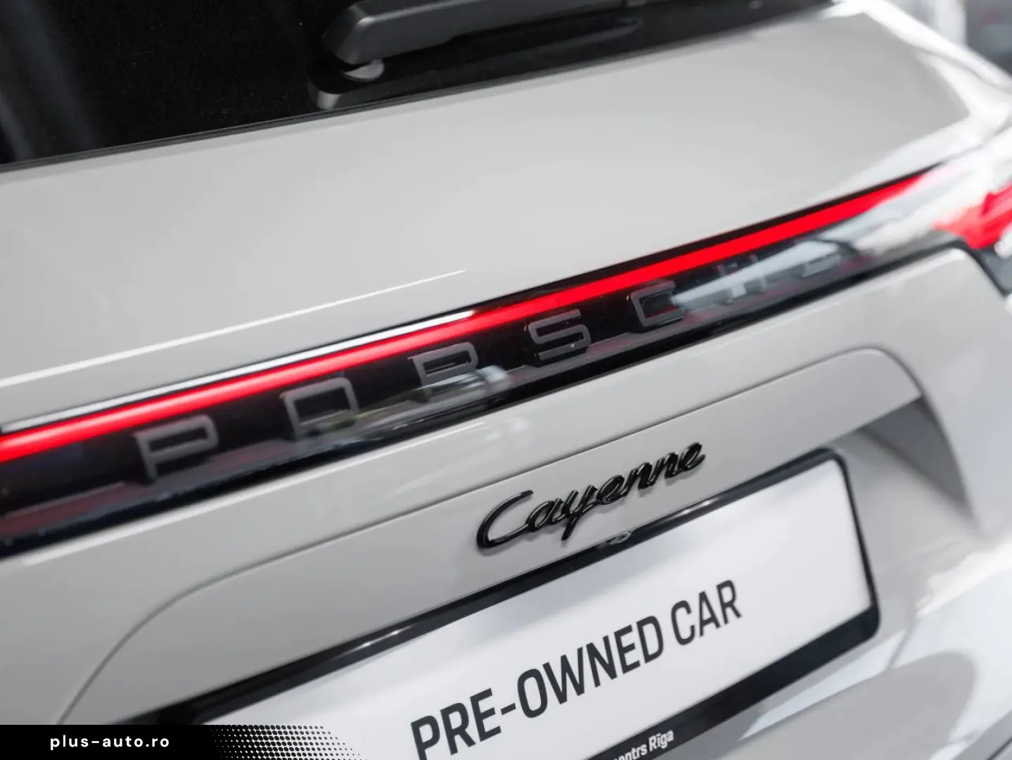 PORSCHE Porsche Cayenne (MY22) 250kW   340hp
