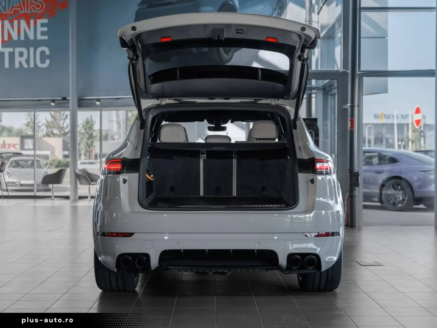 PORSCHE Porsche Cayenne (MY22) 250kW   340hp