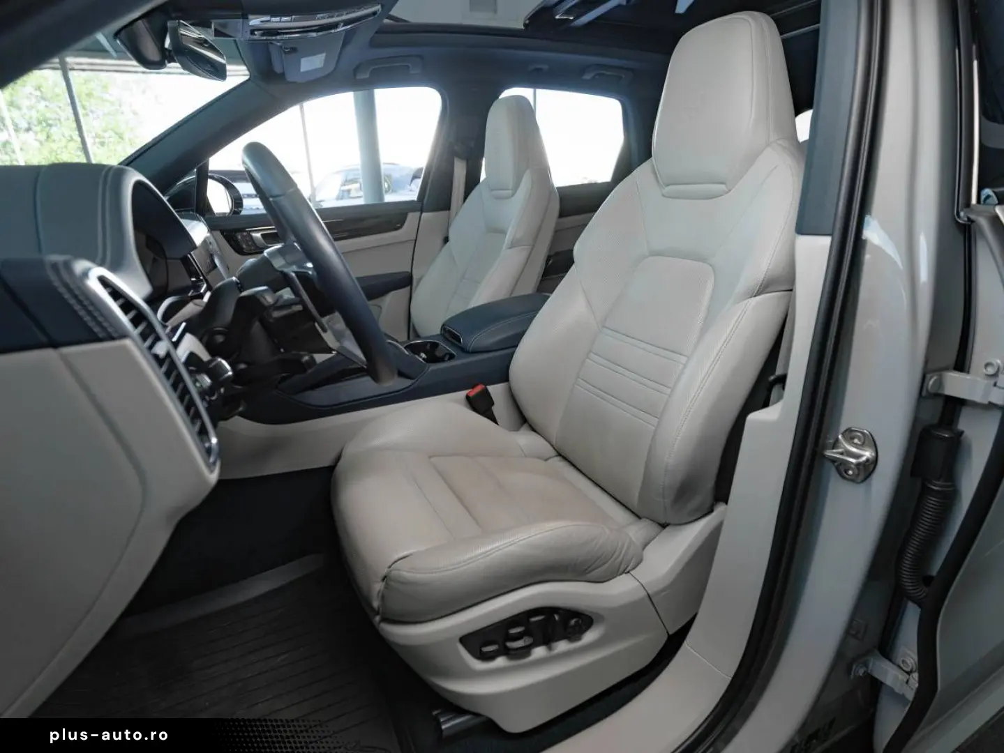 PORSCHE Porsche Cayenne (MY22) 250kW   340hp